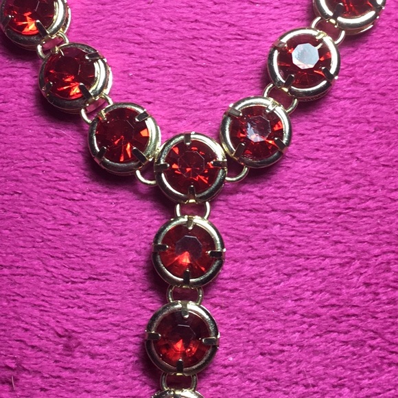 Red diamond drop necklace - Picture 3 of 3